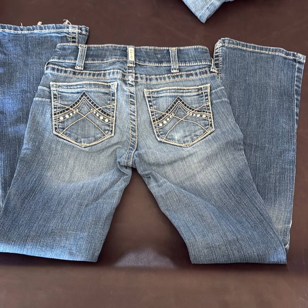 Ariat Blue Boot Cut Jeans with Vintage Wash - Picture 2 of 2